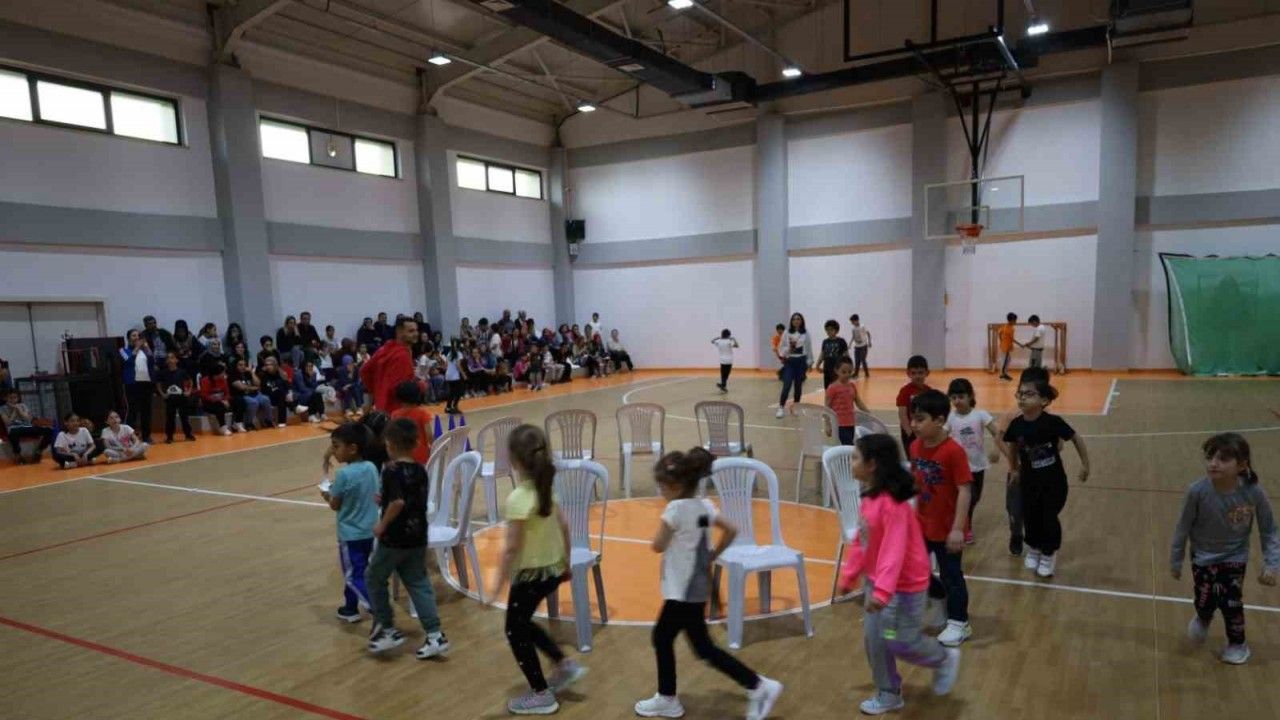 Safranbolu’da "Geleneksel Türk Çocuk Oyunları Yarışması" düzenlendi