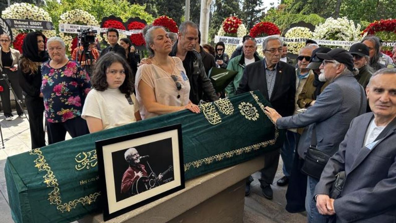 İlhan Şeşen son yolculuğuna uğurlandı
