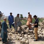 Pakistan’da hissedilen 5,9 büyüklüğündeki deprem paniğe neden oldu