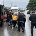 Sağanak beraberinde kazayı getirdi: 5 yaralı