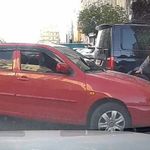 Park yeri savaşını bastonlu yaşlı kadın kazandı