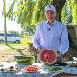 Bu bahçede yetiştirilen ürünler ihtiyaç sahiplerine gönderiliyor