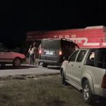 Kars-Akyaka yolcu treni arızalandı, hemzemin geçitte araç kuyruğu oluştu