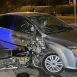 Motosiklet otomobile ok gibi saplandı: 1 ölü, 1 yaralı