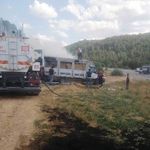 Saman yüklü kamyonet alev aldı:  Omanlık alana sıçramadan söndürüldü