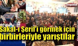 Sakal-ı Şerif'i görmek için birbirleriyle yarıştılar