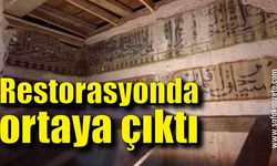 Restorasyonda ortaya çıktı, caminin duvarına Fetih Suresi'nin ayetleri yazılmış