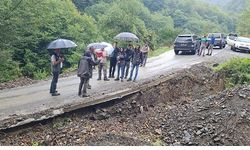 Bayraktaroğlu: “Toprağını koruyamayan ormanını koruyamaz”