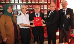 Çetin: “Şehit yakınlarımız ve gazilerimizin emrine amadeyiz”