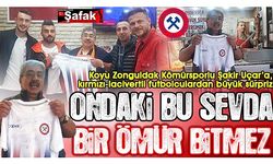 Zonguldak Kömürsporlu futbolculardan meşhur dönerci Şakir ustaya imzalı forma jesti