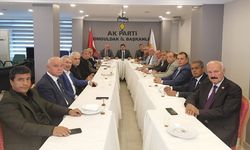 AK Partili İl Genel Meclis üyeleri Avcı başkanlığında toplandı