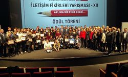 İletişim fakültesi öğrencileri katıldığı yarışmadan ödüllerle döndü