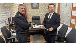Başkan Gebeş, Orgeneral'e Devrek Bastonu sundu