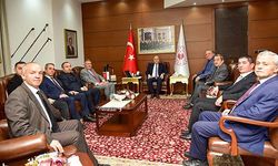 Vali Tutulmaz, Muhtarların yeni yönetimine başarılar diledi