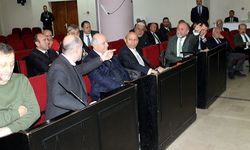 Zonguldak Belediye Meclisi 2023'e gergin başladı