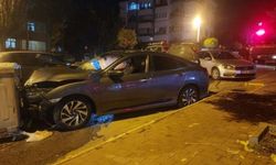 Karabük'te iki otomobil çarpıştı: 2 yaralı