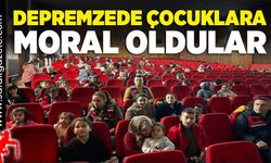 Depremzede çocuklara moral oldular