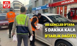 AK Gençler hız kesmeden çalışıyor