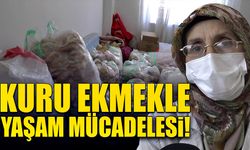 61 yaşındaki Şengül teyze kuru ekmek satarak geçinmeye çalışıyor