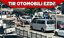 Tır otomobili ezdi!