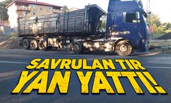 Savrulan tır yan yattı!