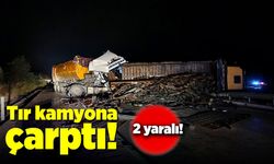 Tır önündeki kamyona çarptı! 2 yaralı!