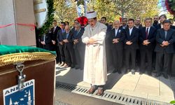 Ali Babacan'ın babası Hilmi Babacan'ın cenazesi dualarla toprağa verildi