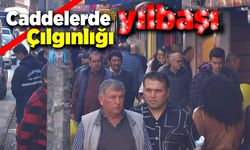 Zonguldak caddelerinde yılbaşı çılgınlığı