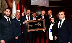 Cumhurbaşkanına Zonguldak'ın temsili anahtarını takdim edildi