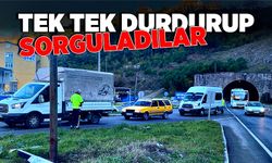 Tek tek durdurup sorguladılar