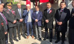 Çanakkale Zaferi'nin 109. Yıldönümü kapsamında Zonguldak protokolü şehitliği ziyaret etti.