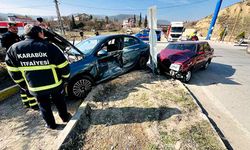 Karabük’te iki otomobil çarpıştı: 3 yaralı