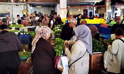 Fidelere yoğun ilgi uzun kuyruk oluştu