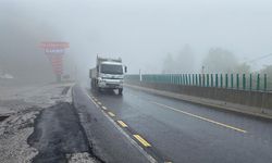Bolu Dağı'nda sis ve yağış etkili oluyor
