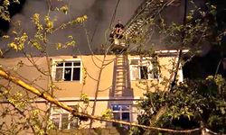 Zonguldak’ta yangın! Çatı kullanılmaz hale geldi