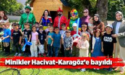 Minikler Hacivat-Karagöz’e bayıldı