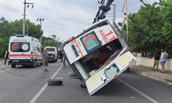 Ambulans devrildi: 2 sağlık çalışanı yaralandı
