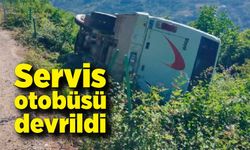 Faciadan dönüldü! Servis otobüsü devrildi