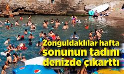 Zonguldaklılar hafta sonunun tadını denizde çıkarttılar