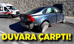 Otomobil duvara çarptı: 1 yaralı