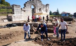 Kazmayı bu sefer ateş savaşçıları vurdu