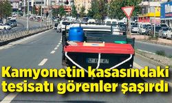 Kamyonetin kasasındaki sıhhi tesisatı görenler şaşırdı