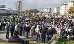 Kastamonu'dan kutsal topraklara giden umreciler dualarla uğurlandı