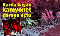 Karda kayan kamyonet dereye uçtu: 3 yaralı