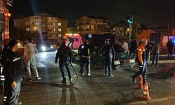 Kocaeli'de iki araç trafik ışıklarında çarpıştı: 1 yaralı