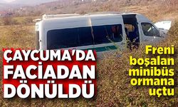 Çaycuma'da faciadan dönüldü! Freni boşalan minibüs ormana uçtu