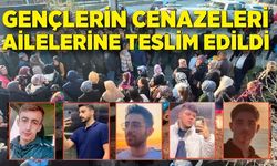 Kazada ölen gençlerin cenazeleri ailelerine teslim edildi