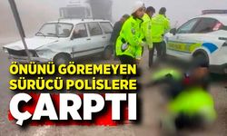 Yoğun siste otomobil polis aracına çarptı: 3 polis yaralı