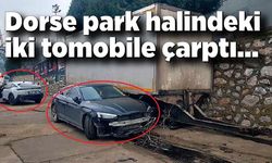 Kamyondan ayrılan dorse park halindeki otomobillere çarptı