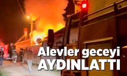 Düzce'de ev yangını: Alevler geceyi aydınlattı
